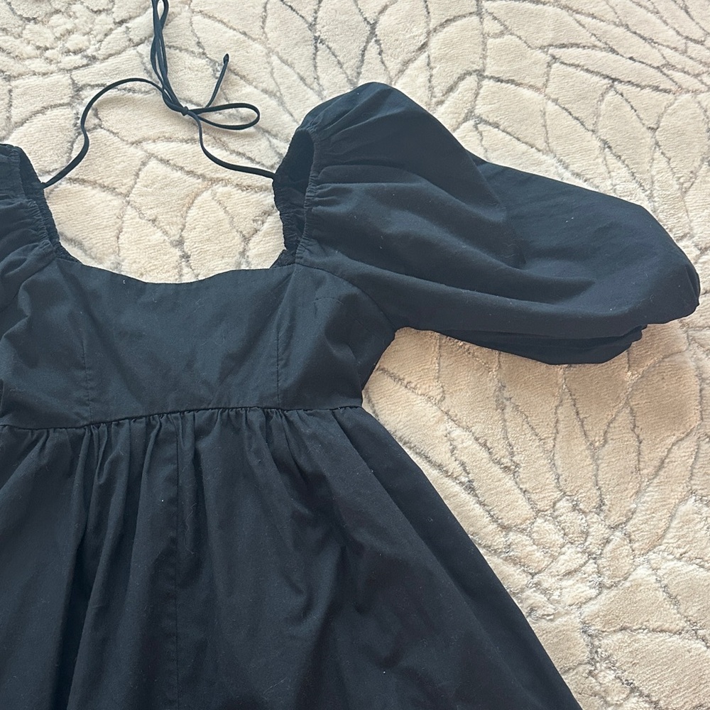 Abercrombie & Fitch Black Puff Sleeve Romper - Picture 3 of 12